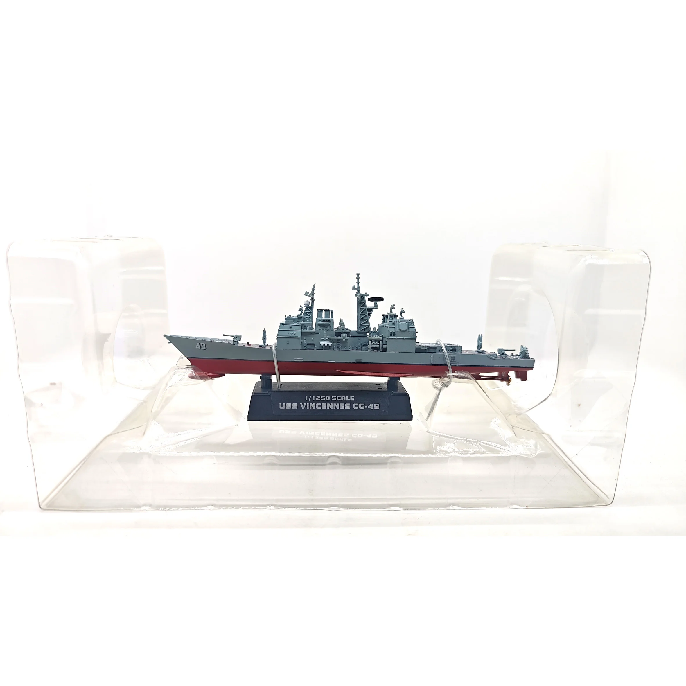 Spot 37402 1/1250 USS Vincennes cruiser CG-49 static finished model (out of print)
Spot 37402 1/1250 USS Vincennes cruiser CG-49 static finished model (out of print)