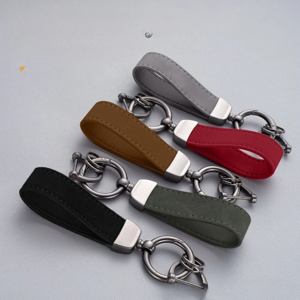 Simple Fashion Suede Leather Rope Metal Horseshoe Buckle Keychain Ring for Women Men Backpack Waist Hanger Jewelry Accessories
Simple Fashion Suede Leather Rope Metal Horseshoe Buckle Keychain Ring for Women Men Backpack Waist Hanger Jewelry Accessories
