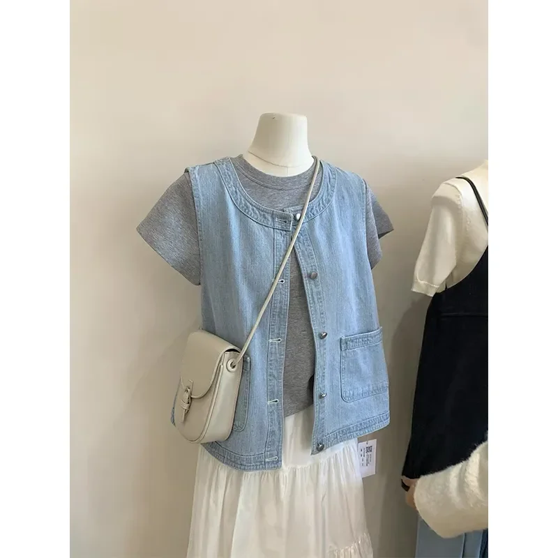 Korean Style New Round Neck Retro Loose Stacked Denim Vest Short Coat Tops for Women
Korean Style New Round Neck Retro Loose Stacked Denim Vest Short Coat Tops for Women