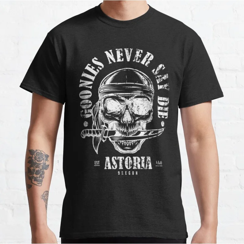 Pirate skull 1985 Vintage Film The Goonies Retro Never Say Die Gift clothing crewneck T-shirt large size Adult Tops S-6xl
Pirate skull 1985 Vintage Film The Goonies Retro Never Say Die Gift clothing crewneck T-shirt large size Adult Tops S-6xl