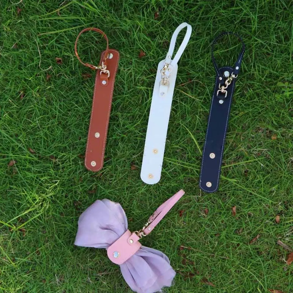 Gloves Golf Baseball Hat Clip Solid Color PU Leather Travel Hat Clip Hat Strap Clips On Bag Hat Holder Travel Accessory
Gloves Golf Baseball Hat Clip Solid Color PU Leather Travel Hat Clip Hat Strap Clips On Bag Hat Holder Travel Accessory