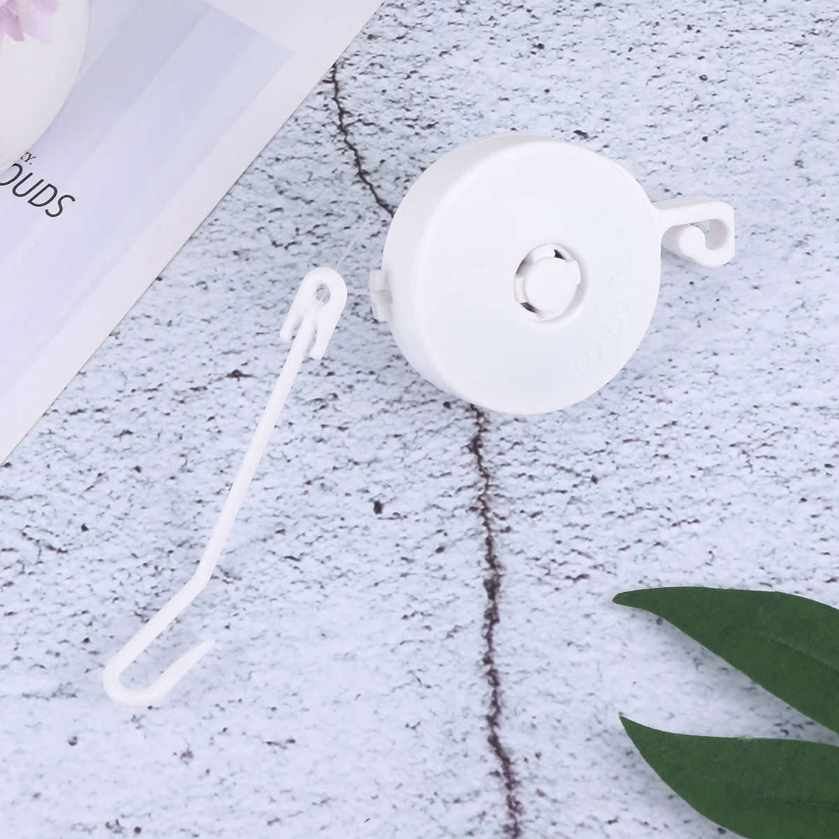5 Pcs Garden Plant Clips Hook Plants Retractable Melons Stem Training for Flower Shop
5 Pcs Garden Plant Clips Hook Plants Retractable Melons Stem Training for Flower Shop