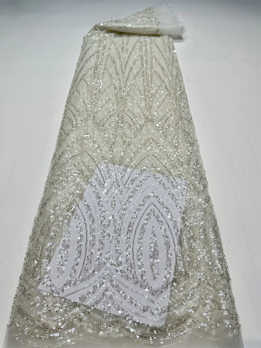 Luxury African Sequin Beaded Lace Fabric 2025 High Quality Groom Nigerian Wedding Bridal Embroidery French Tulle Sewing
Luxury African Sequin Beaded Lace Fabric 2025 High Quality Groom Nigerian Wedding Bridal Embroidery French Tulle Sewing