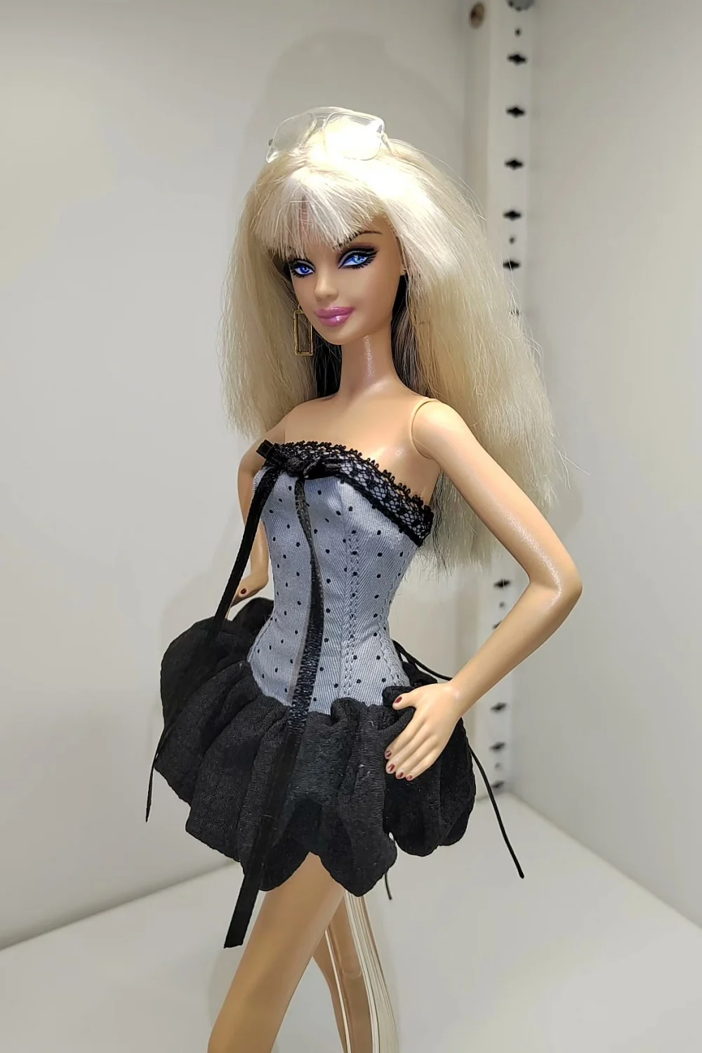 【30days Made】1/6 Scale Sweet Black Polka Dot Flower Bud Dress Fit 30cm PP FR6 nf3 Inverted Triangle Yoga Supermodel Body
【30days Made】1/6 Scale Sweet Black Polka Dot Flower Bud Dress Fit 30cm PP FR6 nf3 Inverted Triangle Yoga Supermodel Body