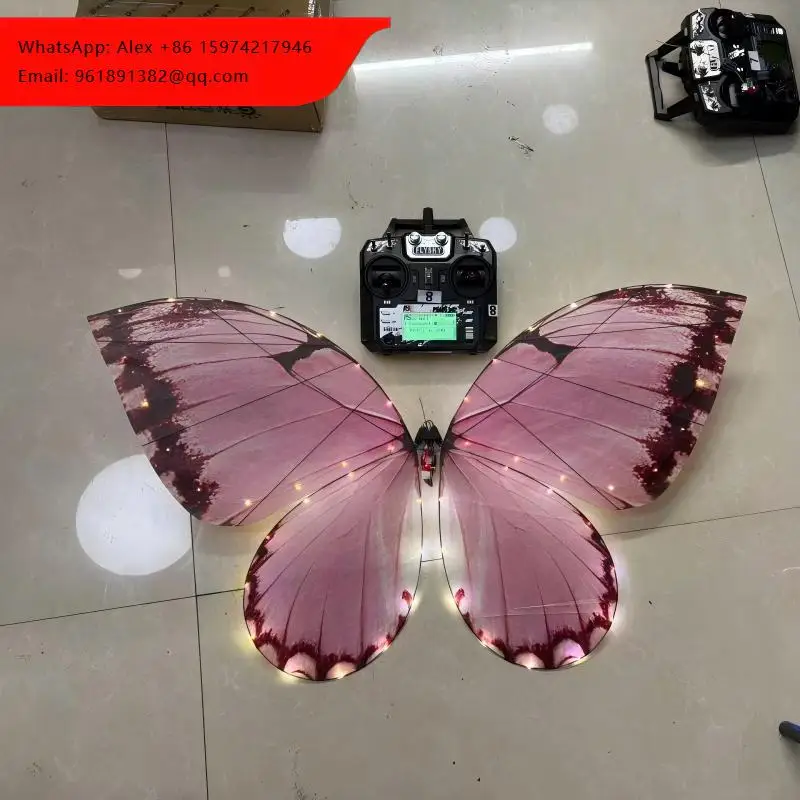 Хит продаж! Новинка! LED RC Бионическая бабочка с реалистичными машущими крыльями, элегантный винтажный дизайн для свадебного декора.
Хит продаж! Новинка! LED RC Бионическая бабочка с реалистичными машущими крыльями, элегантный винтажный дизайн для свадебного декора.