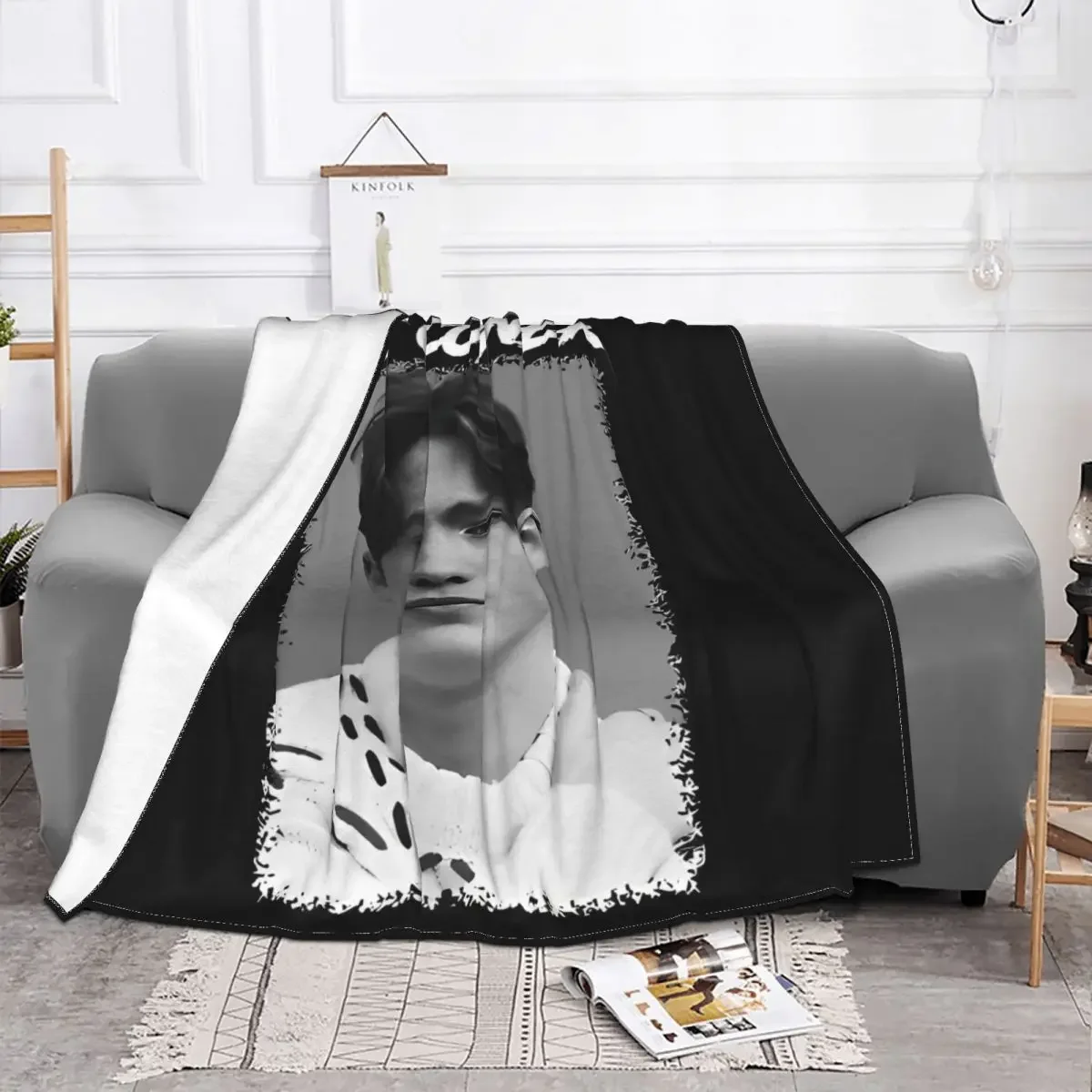 Kit Connor Baby Blanket Fleece Decoration Portable Vintage Warm Throw Blankets for Bedding Bedroom Plush Thin Quilt
Kit Connor Baby Blanket Fleece Decoration Portable Vintage Warm Throw Blankets for Bedding Bedroom Plush Thin Quilt