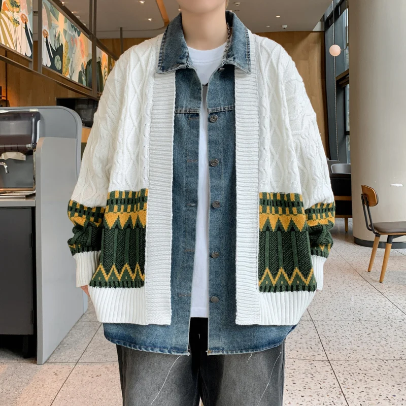 2024 Fall Winter New Fashion Handsome Korean Men Sweater Soft Warm Fake Two-Piece Denim Shirt Sweater High Quality Men Clothing
2024 Fall Winter New Fashion Handsome Korean Men Sweater Soft Warm Fake Two-Piece Denim Shirt Sweater High Quality Men Clothing