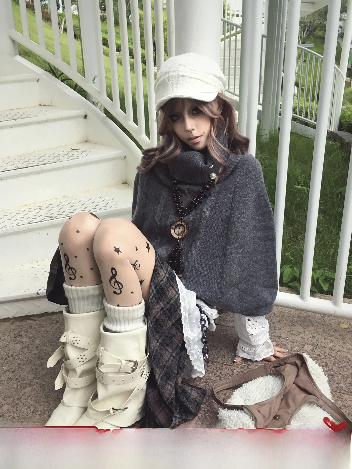 Свитер из витой вязки в стиле ретро с высоким воротником, капюшон Ne Loose Lazy, вязаный топ для женщин, осень-зима, уличный длинный све
Свитер из витой вязки в стиле ретро с высоким воротником, капюшон Ne Loose Lazy, вязаный топ для женщин, осень-зима, уличный длинный све