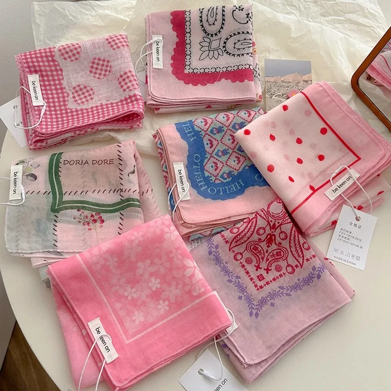 1pc women's silk scarf breathable,soft,fashionable and artistic decoration,retroversatile floral cotton and linen square scarf.
1pc women's silk scarf breathable,soft,fashionable and artistic decoration,retroversatile floral cotton and linen square scarf.