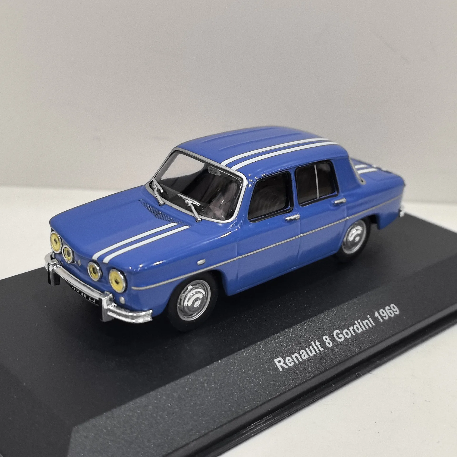 Diecast SOLIDO 1/43 Scale RENAULT 8 Gordini 1969 Renault Ford Formula Racing Alloy Car Model Collectible Toy Gift Souvenir
Diecast SOLIDO 1/43 Scale RENAULT 8 Gordini 1969 Renault Ford Formula Racing Alloy Car Model Collectible Toy Gift Souvenir
