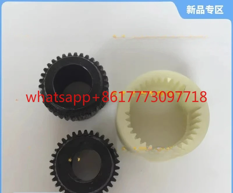 Vacuum pump coupling sleeve RA0100/202/303/34/50/28/44 connector inner tooth nylon sleeve
Vacuum pump coupling sleeve RA0100/202/303/34/50/28/44 connector inner tooth nylon sleeve