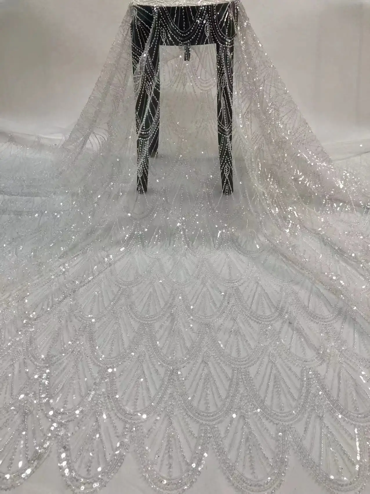 New Palace Style Beads Transparent Sequin Embroidered Wedding Dress Children's Shirt Embroidered Fabric Accessories
New Palace Style Beads Transparent Sequin Embroidered Wedding Dress Children's Shirt Embroidered Fabric Accessories