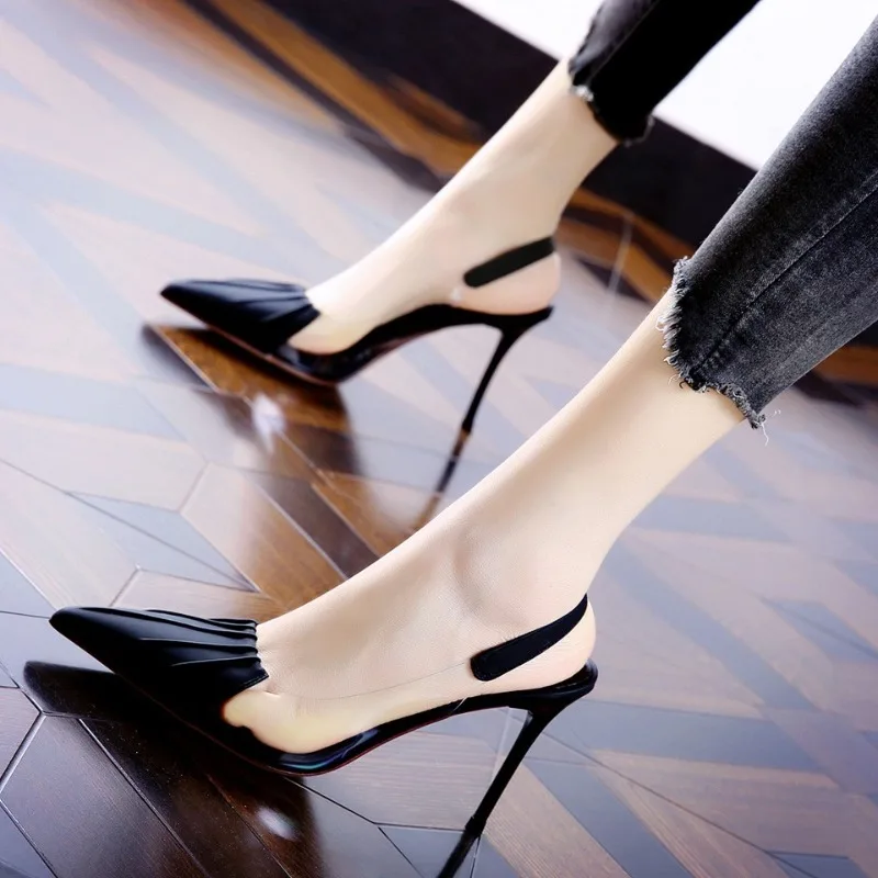 New Style Rhinestone High Heels Women's Slim Heels Stunning and Sexy Wedding Shoes Black Patent Pointed Single Shoes High Heels
New Style Rhinestone High Heels Women's Slim Heels Stunning and Sexy Wedding Shoes Black Patent Pointed Single Shoes High Heels