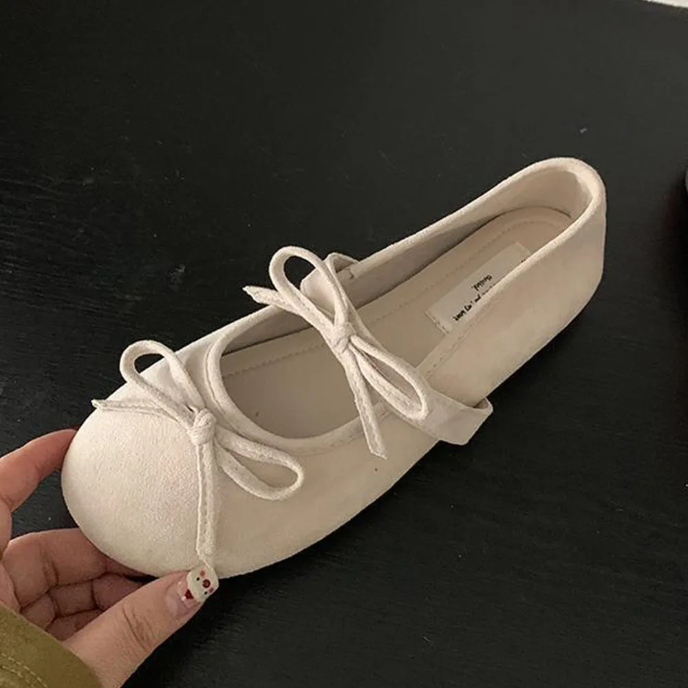 Y.Choice Ladies Spring Flat Shoes Solid Bow Suede Ballet Shoes Dress Soft Sole Sandals French Style Fashion Women Flat Shoes
Y.Choice Ladies Spring Flat Shoes Solid Bow Suede Ballet Shoes Dress Soft Sole Sandals French Style Fashion Women Flat Shoes