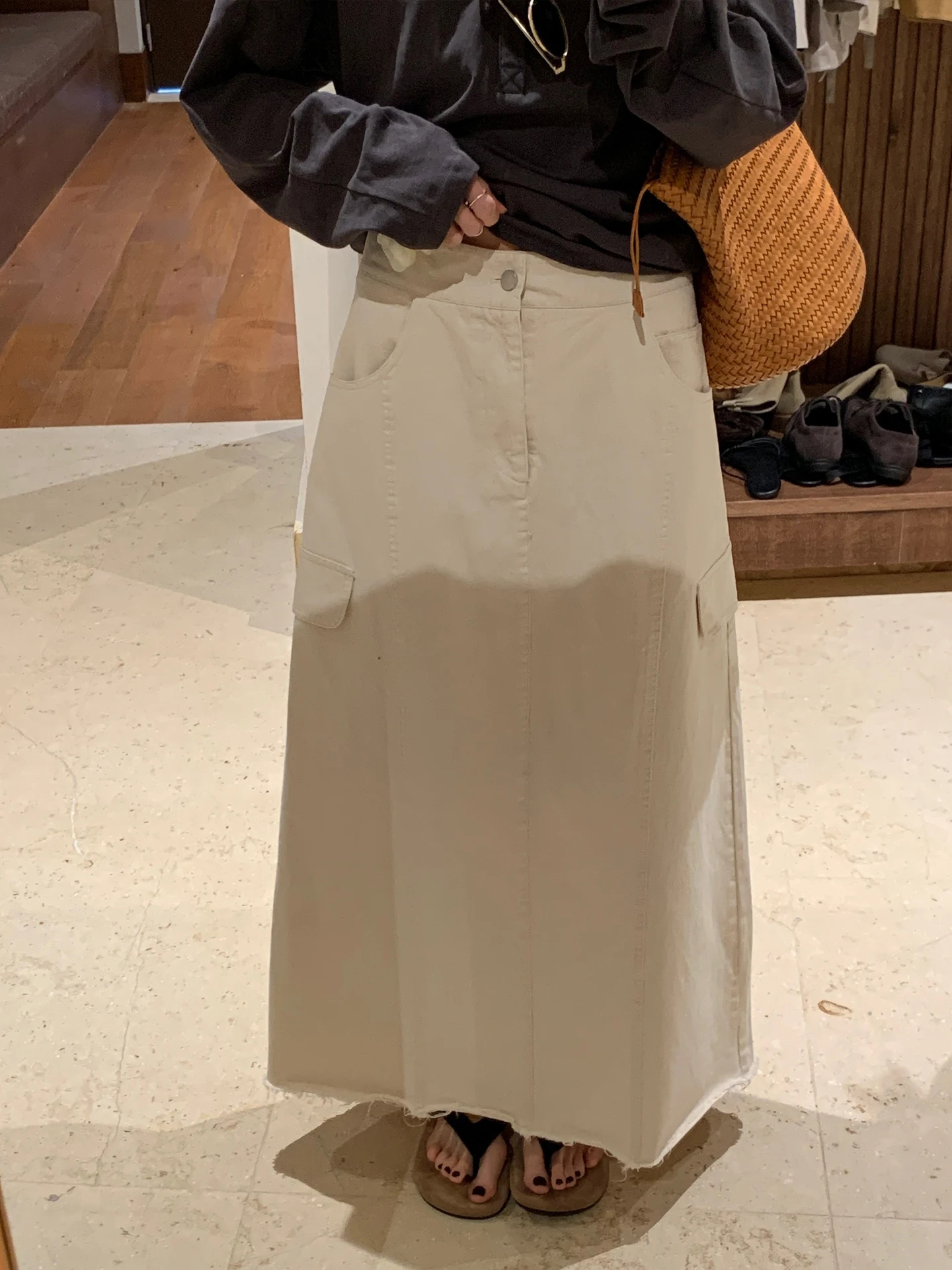 BRIVIN New American Retro Workwear Loose Straight A-Line Skirt Comfortable Versatile Slimming High Waist Cotton Skirt
BRIVIN New American Retro Workwear Loose Straight A-Line Skirt Comfortable Versatile Slimming High Waist Cotton Skirt