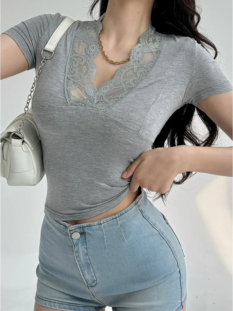 Sexy Slim Fit Short Sleeve T-Shirt Women's Summer Pure Desire Lace Patchwork V-neck Base Top Leaf Xiao Wu Spicy Girl
Sexy Slim Fit Short Sleeve T-Shirt Women's Summer Pure Desire Lace Patchwork V-neck Base Top Leaf Xiao Wu Spicy Girl