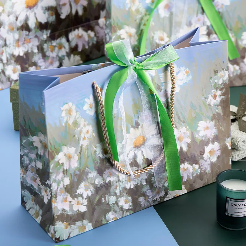 5pcs/lot Exquisite Gift Bag Van Gogh Oil Painting Style Sunflower Paper Bag Clothes Packaging Bag
5pcs/lot Exquisite Gift Bag Van Gogh Oil Painting Style Sunflower Paper Bag Clothes Packaging Bag