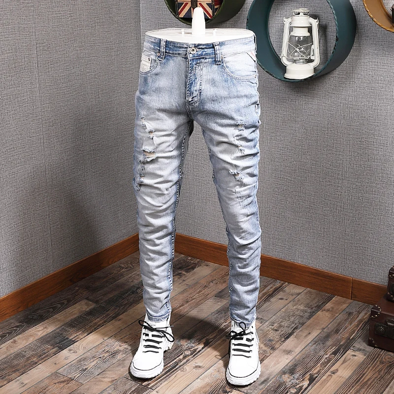 Джинсы мужские рваные эластичные, модные штаны Slim Fit в стиле ретро, винтажные дизайнерские брюки в стиле хип-хоп, уличная одежда, светло-голубые
Джинсы мужские рваные эластичные, модные штаны Slim Fit в стиле ретро, винтажные дизайнерские брюки в стиле хип-хоп, уличная одежда, светло-голубые
