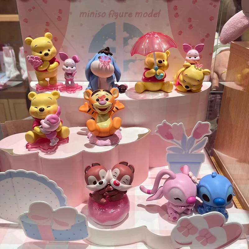 Miniso Совместная серия Disney Cherry Blossom, сезонная серия, весенняя медовая глухая коробка, фигурка медведя Пуха, детская игрушка, Рождественский подарок
Miniso Совместная серия Disney Cherry Blossom, сезонная серия, весенняя медовая глухая коробка, фигурка медведя Пуха, детская игрушка, Рождественский подарок