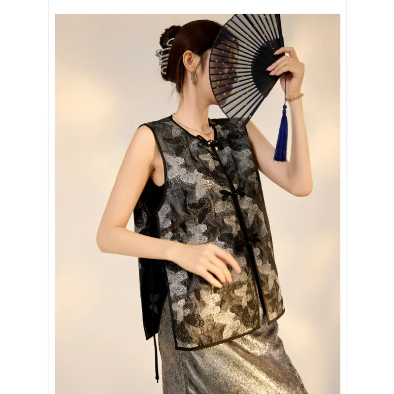 Chinese Style Mid-length Skirt Suit Niche Design Black Vest Sets Summer Butterfly Embroidered Blouses Sleeveless
Chinese Style Mid-length Skirt Suit Niche Design Black Vest Sets Summer Butterfly Embroidered Blouses Sleeveless