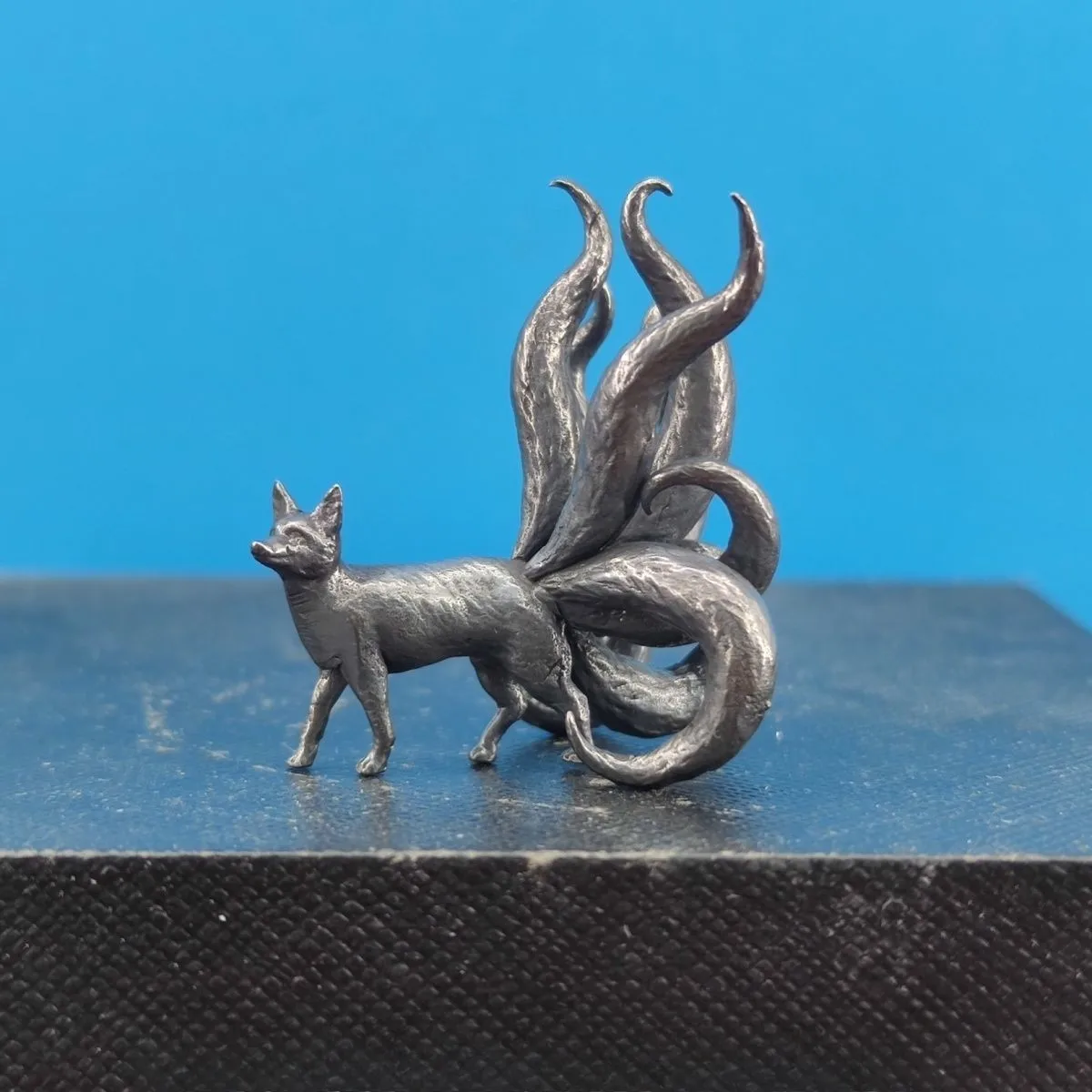 Black Cute Brass Fox Home Desktop Car Carrier Small Fox
Black Cute Brass Fox Home Desktop Car Carrier Small Fox
