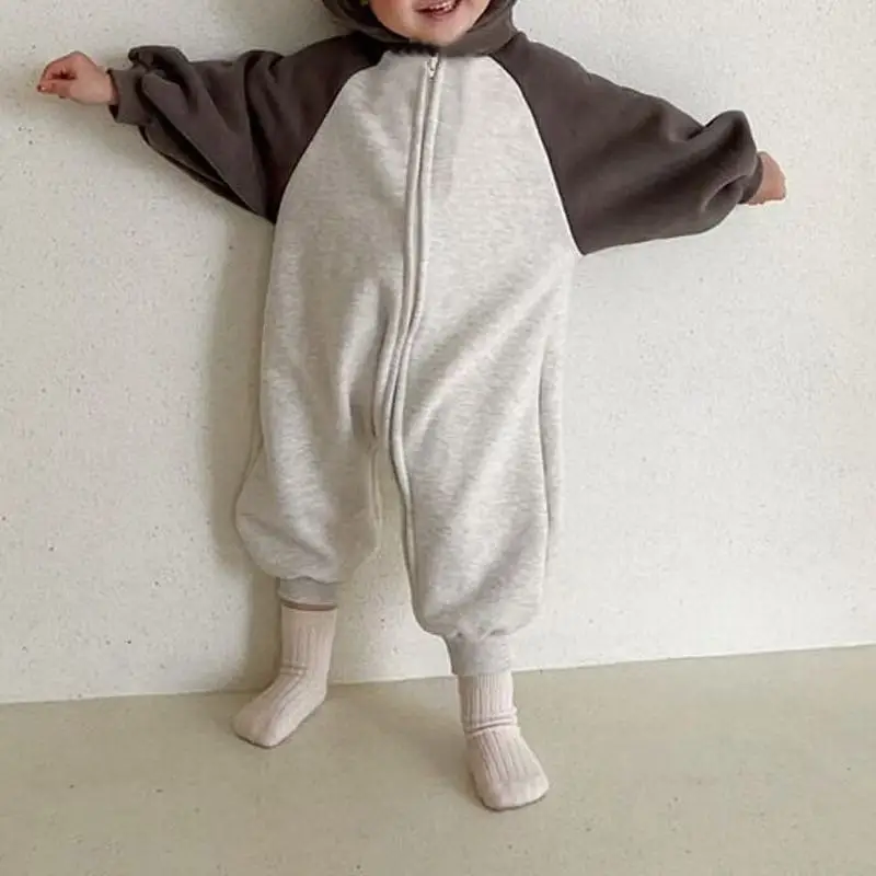 Korean Newborn Baby Jumpsuit 2025 Spring and Autumn Pure Cotton Hooded Boy's One Piece Clothes Casual Climbing Clothes
Korean Newborn Baby Jumpsuit 2025 Spring and Autumn Pure Cotton Hooded Boy's One Piece Clothes Casual Climbing Clothes