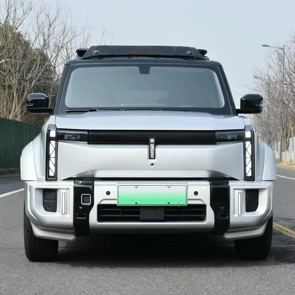 For ICar 03 Owners Full Body Kit with Wide Fenders & Aggressive Front Bumper for Sporty Street Appearance
For ICar 03 Owners Full Body Kit with Wide Fenders & Aggressive Front Bumper for Sporty Street Appearance
