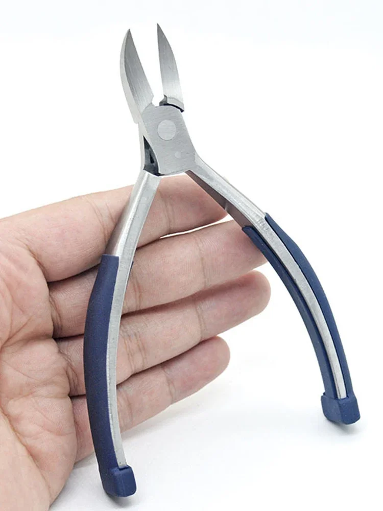 Stainless steel built-in eagle nose pliers specialized nail clippers for repairing toenail grooves
Stainless steel built-in eagle nose pliers specialized nail clippers for repairing toenail grooves