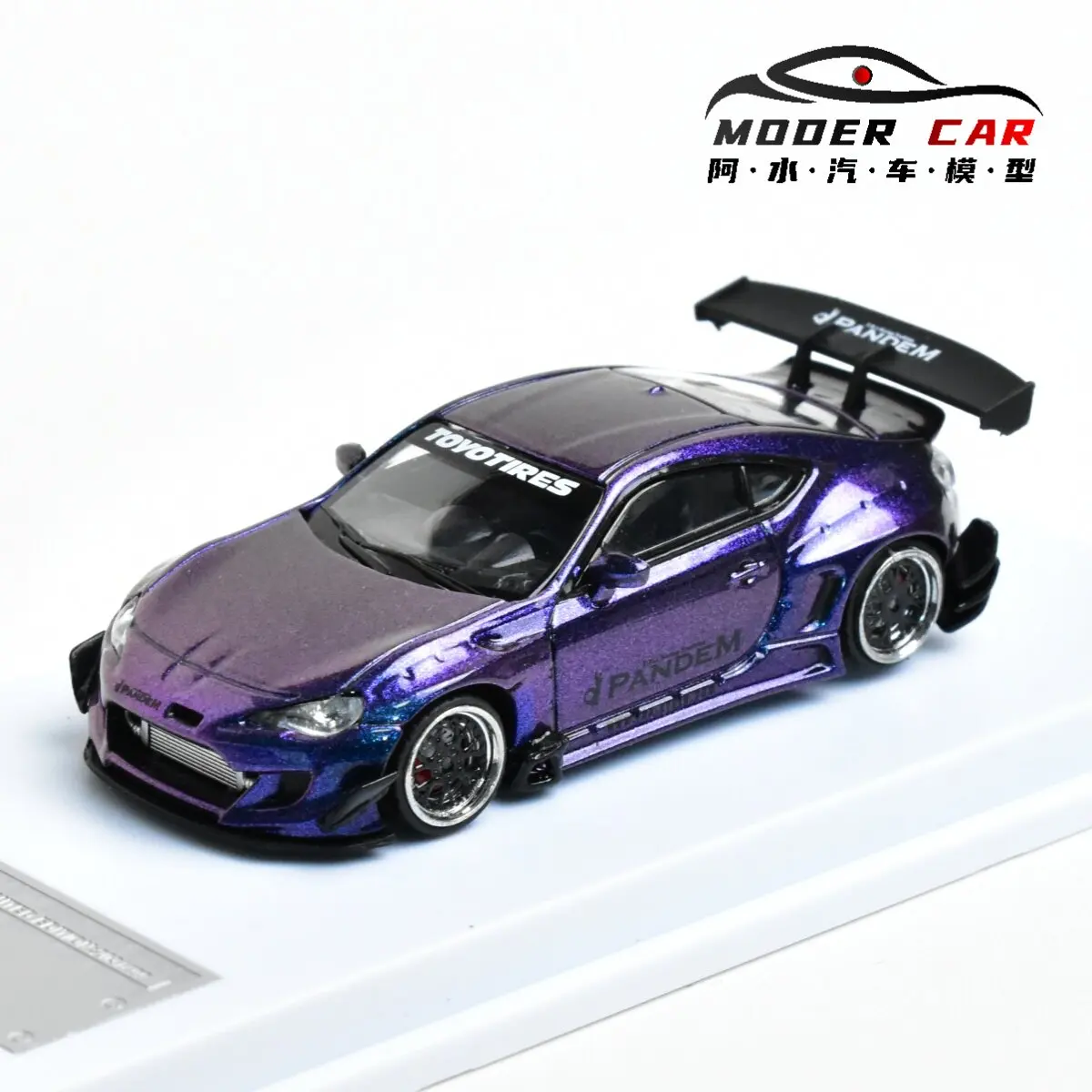 Коллекционная модель автомобиля MJ 1:64 Giftable GT86 v3 Pandem Rocket Bunny из литого металла
Коллекционная модель автомобиля MJ 1:64 Giftable GT86 v3 Pandem Rocket Bunny из литого металла