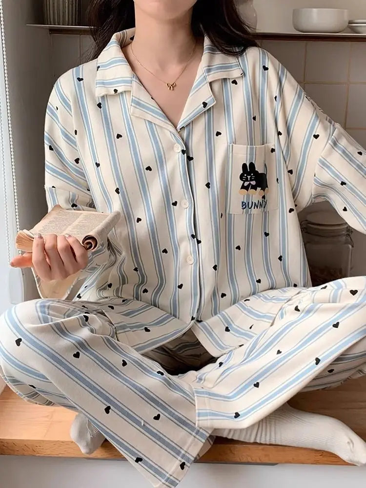 Pajamas Set for Femme Ladies Turn-down Collar Cartoon Printing Casual Homewear Suit Sweet Comefortable Nightwear for Girls
Pajamas Set for Femme Ladies Turn-down Collar Cartoon Printing Casual Homewear Suit Sweet Comefortable Nightwear for Girls