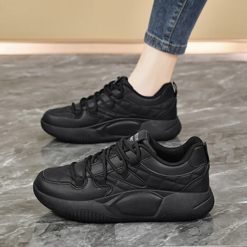 Brand New Women's Black Sports Shoes Comfortable Spring Summer Kitchen Work Non-Slip Waterproof Fashion Casual Shoes MPPMCK
Brand New Women's Black Sports Shoes Comfortable Spring Summer Kitchen Work Non-Slip Waterproof Fashion Casual Shoes MPPMCK
