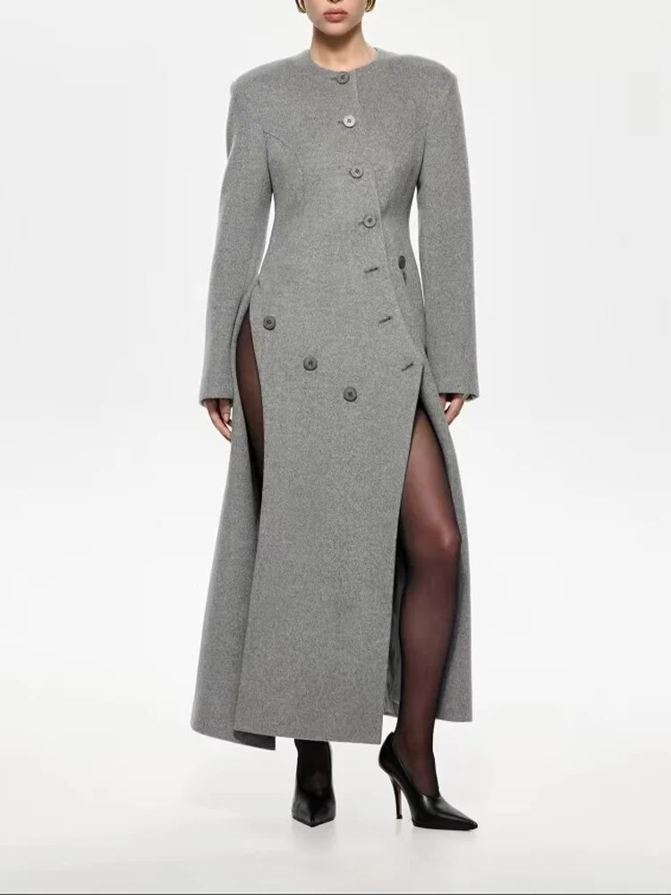 New European-style women's fashion coat: stylish, versatile, elegant, solid color, multi-button, long wool blend coat.
New European-style women's fashion coat: stylish, versatile, elegant, solid color, multi-button, long wool blend coat.