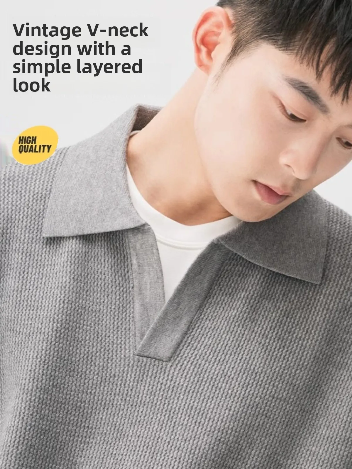 Мужской трикотаж свободного кроя с V-образным вырезом, винтажный воротник, осенне-зимний повседневный однотонный свитер для молодежи
Мужской трикотаж свободного кроя с V-образным вырезом, винтажный воротник, осенне-зимний повседневный однотонный свитер для молодежи