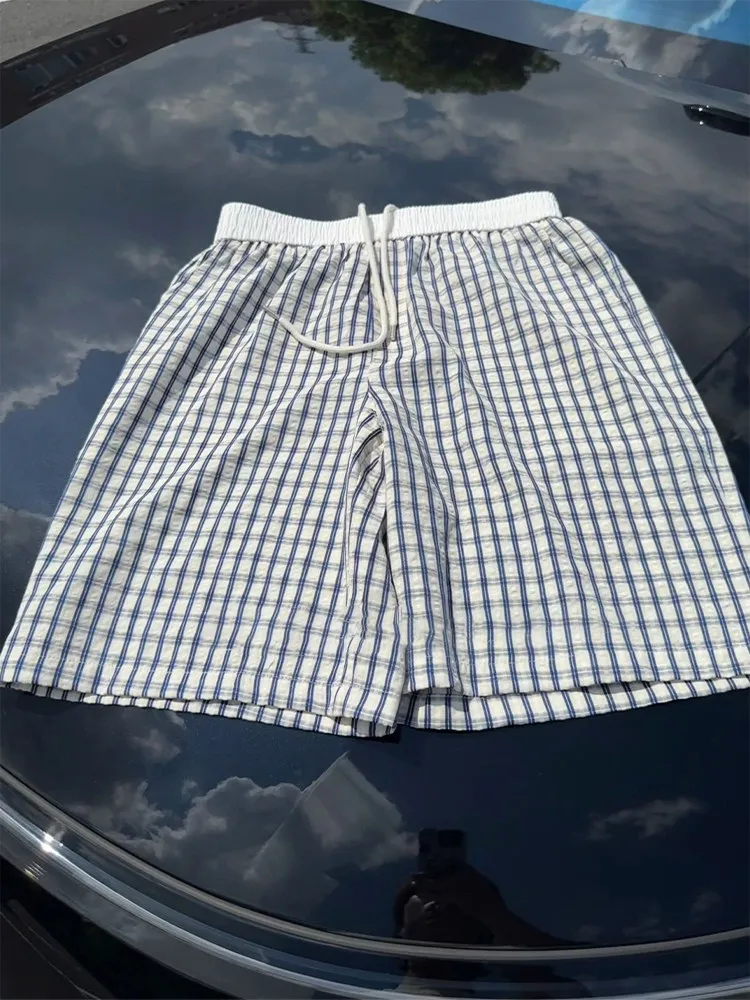 Blue Bubble Cloth Plaid Shorts Men Summer American Retro Nylon Ice Silk Beach Loose Straight Five-Quarter Length Casual Shorts
Blue Bubble Cloth Plaid Shorts Men Summer American Retro Nylon Ice Silk Beach Loose Straight Five-Quarter Length Casual Shorts