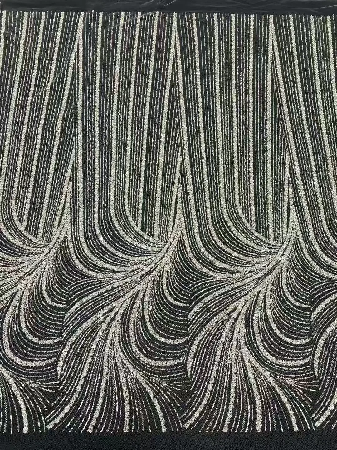 Высококачественное бархатное платье с пайетками, премиальная бархатная ткань с бисером, роскошный дизайн вечернего платья / 5 ярдов
Высококачественное бархатное платье с пайетками, премиальная бархатная ткань с бисером, роскошный дизайн вечернего платья / 5 ярдов