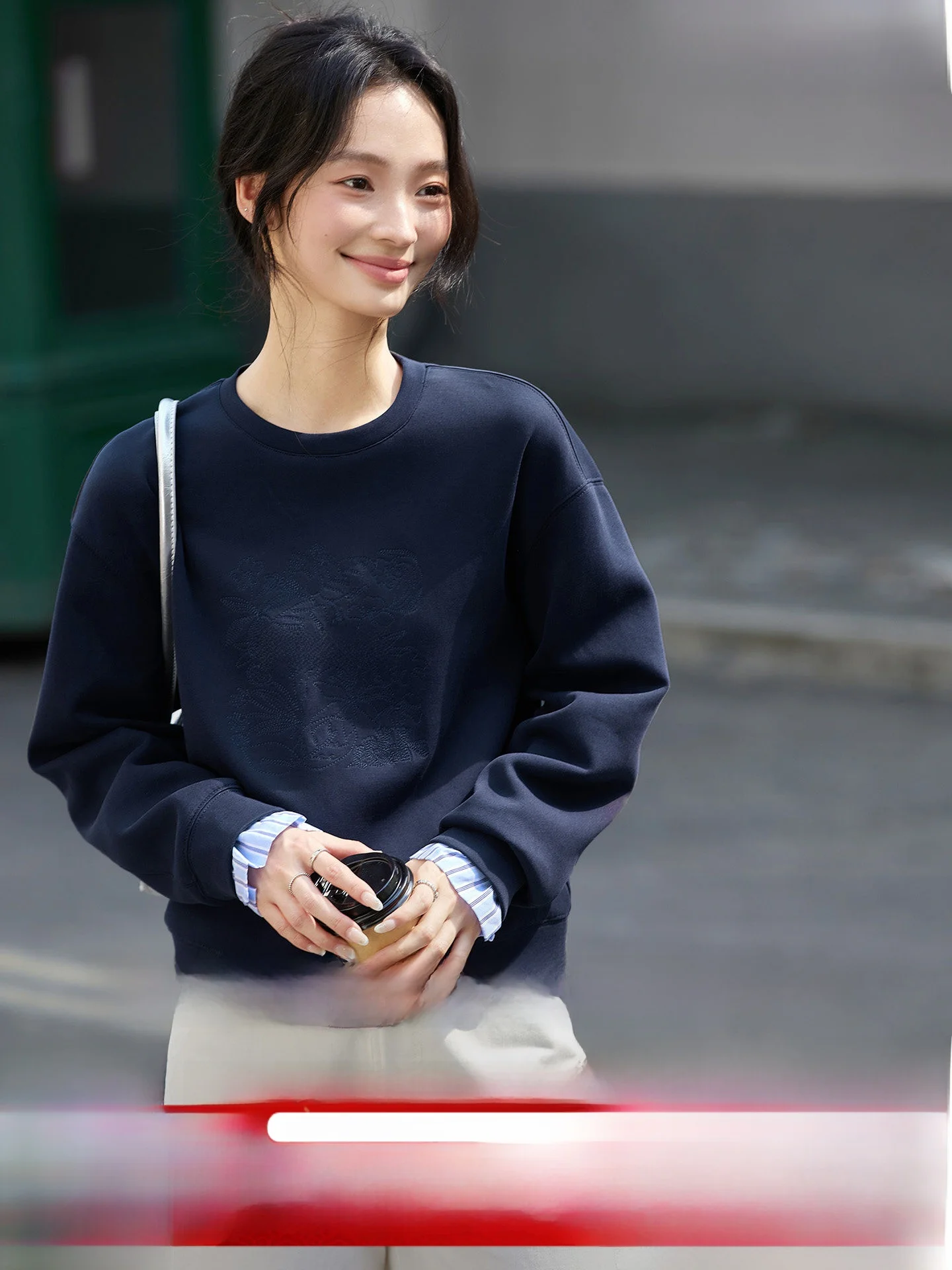 Loose Fit Knitted Long Sve round Ne Sweatirt Women's Sle Simple Design Cotton Polyester Blend Comfortable Top
Loose Fit Knitted Long Sve round Ne Sweatirt Women's Sle Simple Design Cotton Polyester Blend Comfortable Top