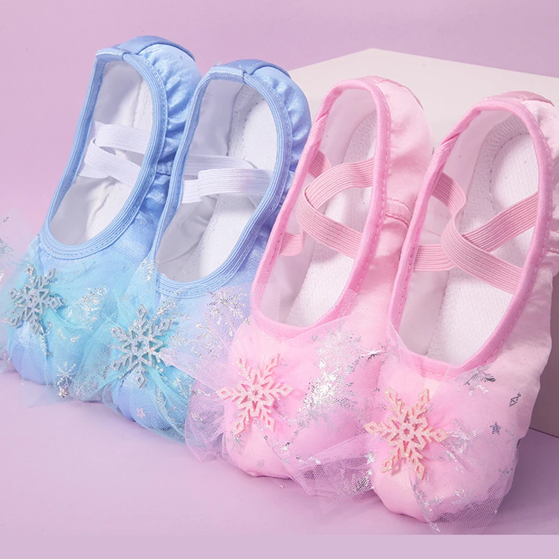Lovely Princess Dance Soft Soled Ballet Shoe Children Girls Cat Claw Chinese Ballerina Exercises Shoes
Lovely Princess Dance Soft Soled Ballet Shoe Children Girls Cat Claw Chinese Ballerina Exercises Shoes