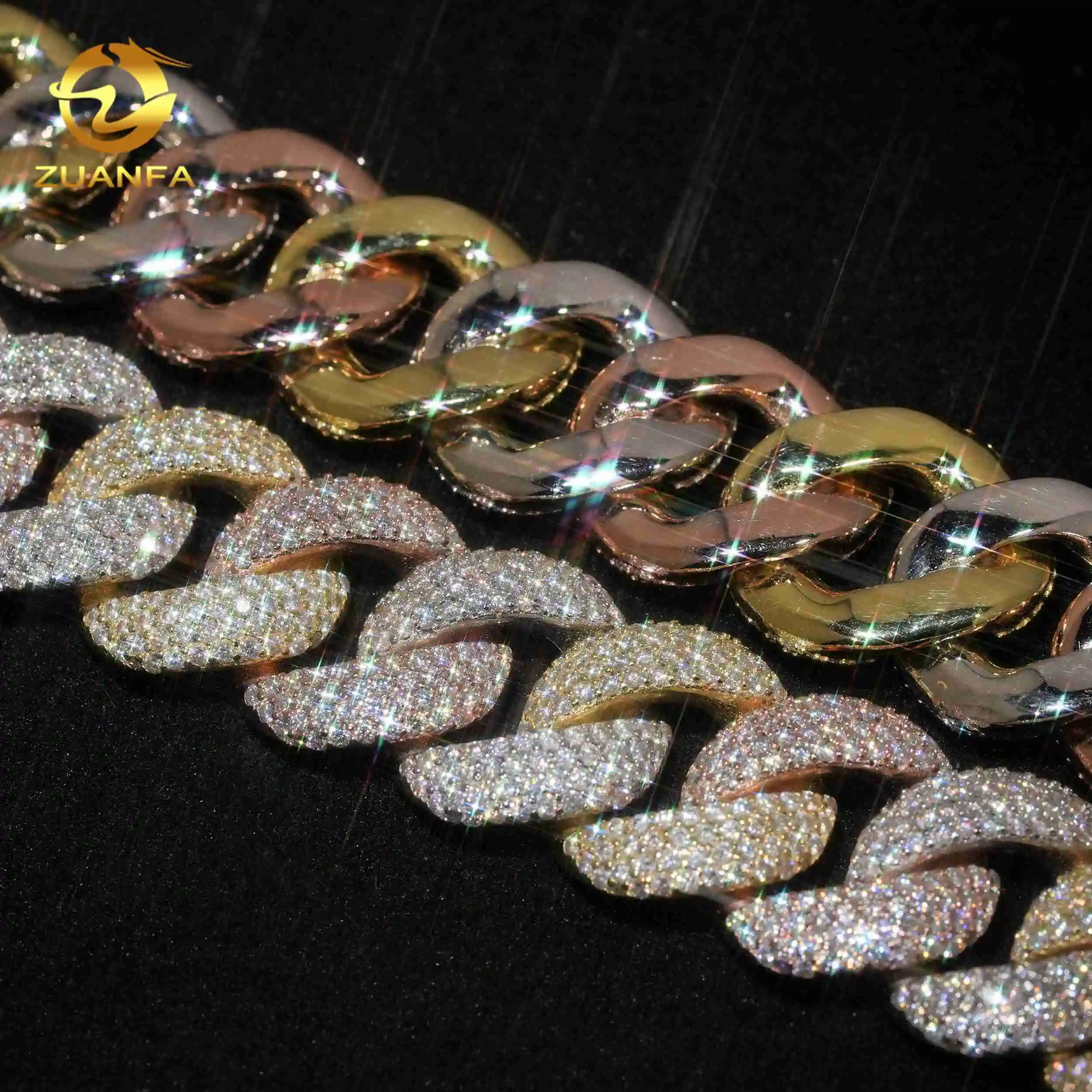 Rainbow Plated 3 Tones Real VVS 18mm Cuban Links Moissanite Pass Diamond Tester 4 Row Moon Shape Chain Miami Cuban Link Chain
Rainbow Plated 3 Tones Real VVS 18mm Cuban Links Moissanite Pass Diamond Tester 4 Row Moon Shape Chain Miami Cuban Link Chain