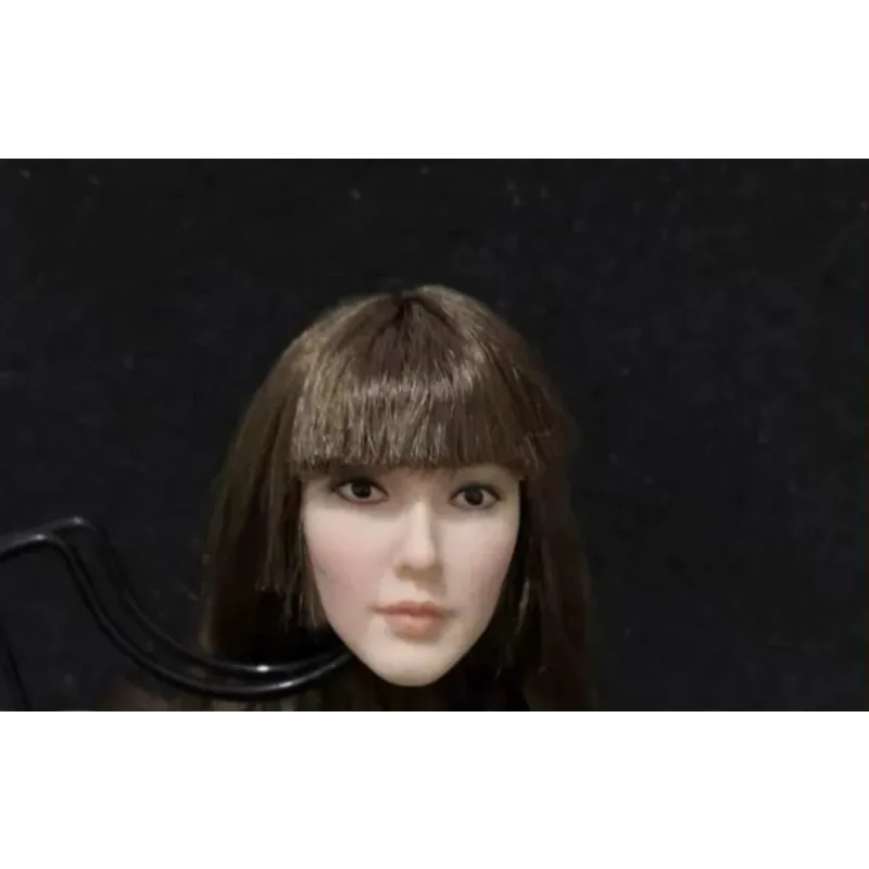 Масштаб 1/6, модные длинные волосы, вьющиеся черные женские солдаты, азиатская актриса, резьба по голове для 12 "TBL PH, фигурки тела
Масштаб 1/6, модные длинные волосы, вьющиеся черные женские солдаты, азиатская актриса, резьба по голове для 12 "TBL PH, фигурки тела