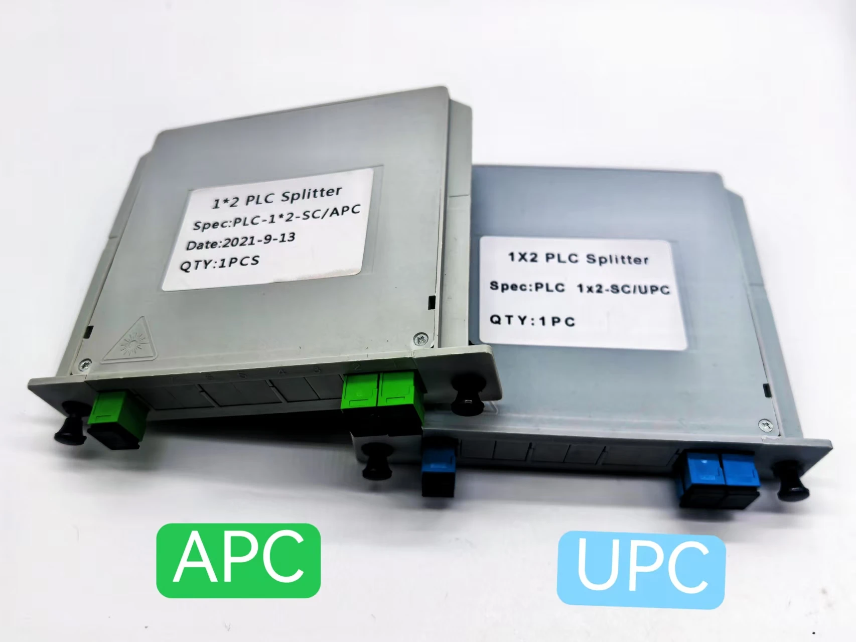 SC/APC SC/UPC 1*2 ПЛК-карта оптоволоконного разветвителя для оптической сети FTTH - одномодовая карта оптоволоконного разветвителя, бесплатная доставка
SC/APC SC/UPC 1*2 ПЛК-карта оптоволоконного разветвителя для оптической сети FTTH - одномодовая карта оптоволоконного разветвителя, бесплатная доставка