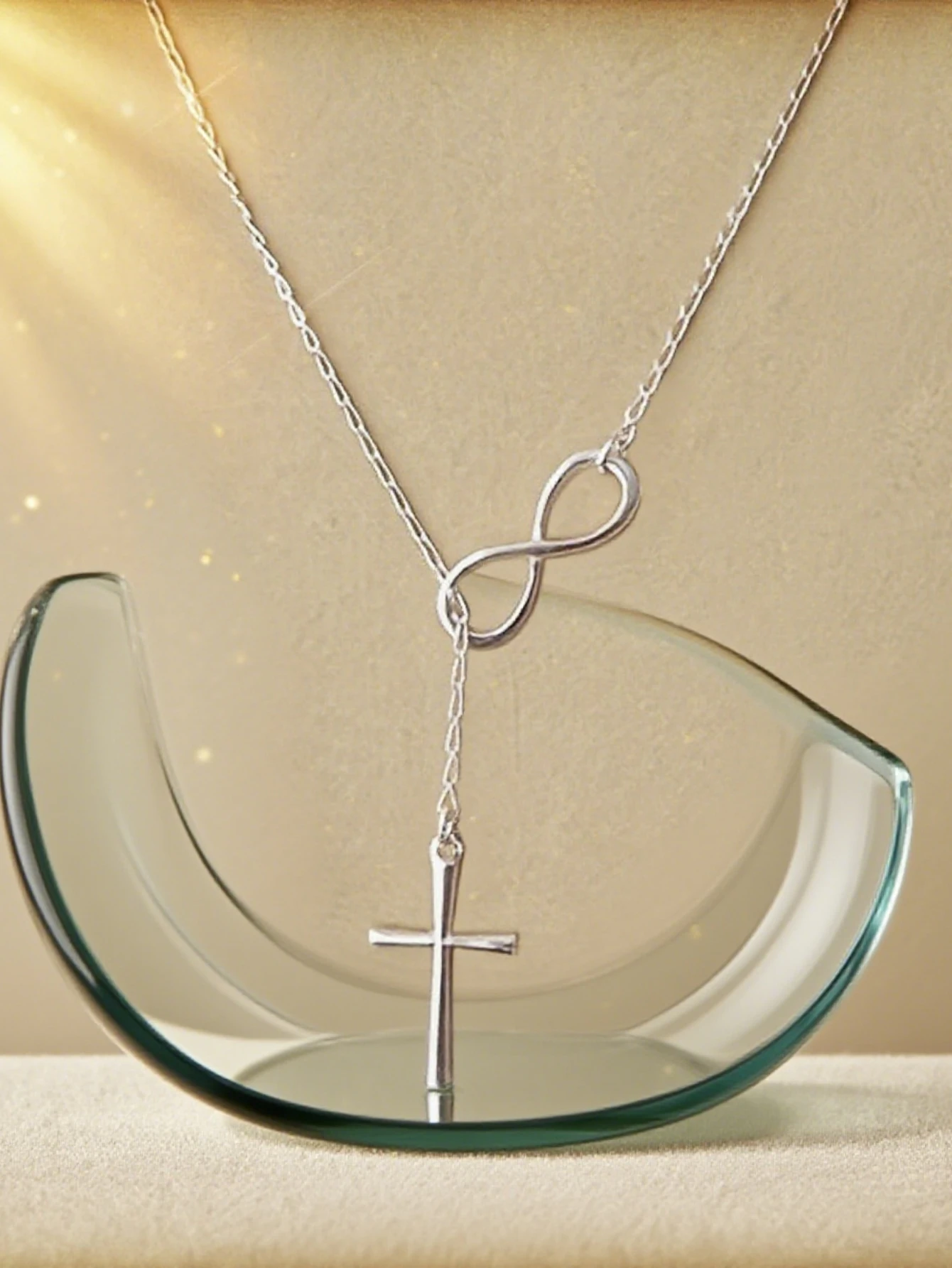 Sparkling infinite number 8 symbol new cross necklace - a luxurious fashion accessory suitable for teenagers' daily wear, lucky 8-shaped pendant necklace, elegant design, sparkling luster
Sparkling infinite number 8 symbol new cross necklace - a luxurious fashion accessory suitable for teenagers' daily wear, lucky 8-shaped pendant necklace, elegant design, sparkling luster