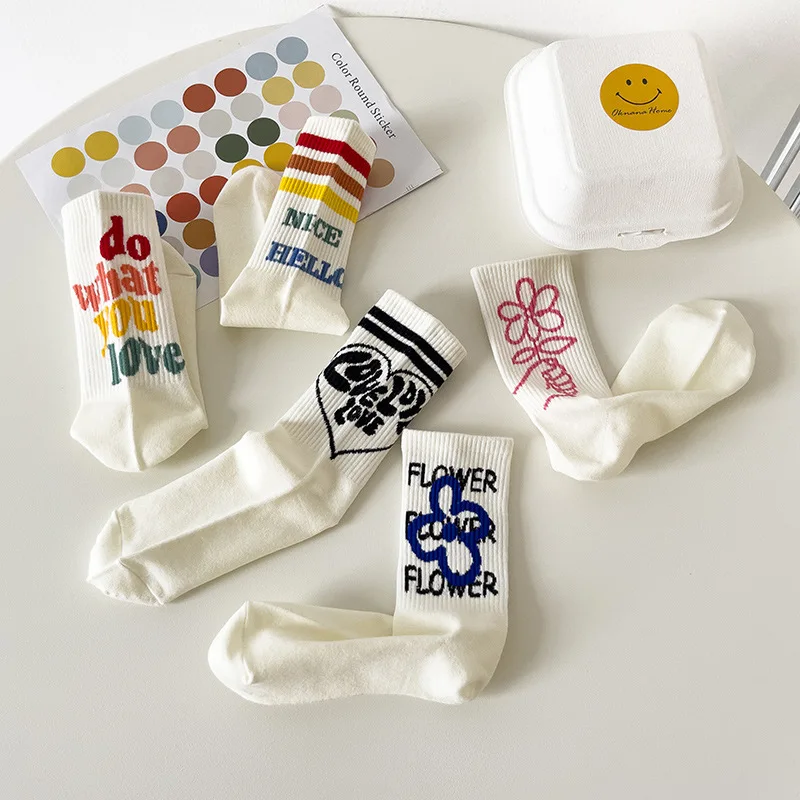 Unisex Socks Women Men Striped White Cotton Sports Couple Socks Calcetines Blancos Korean Streetwear Harajuku Fashion Calcetines
Unisex Socks Women Men Striped White Cotton Sports Couple Socks Calcetines Blancos Korean Streetwear Harajuku Fashion Calcetines