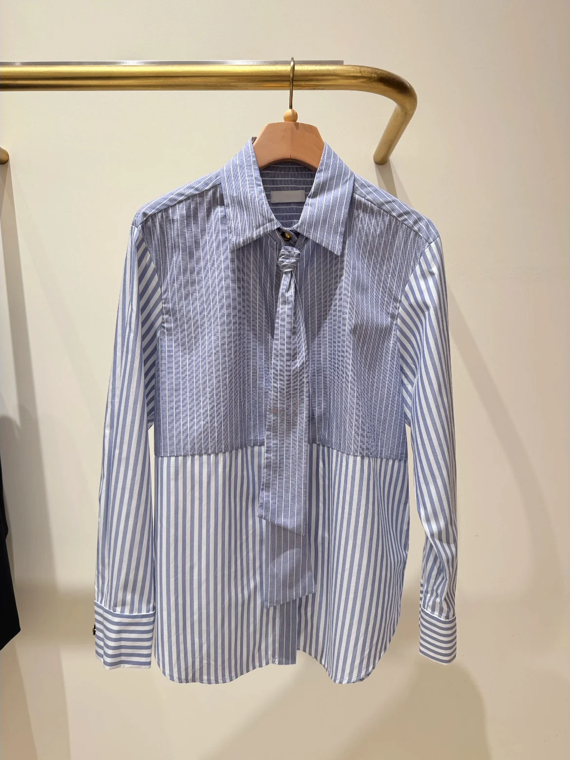 Heidd S Detachable Netie Vertical Stripes irt Versatile Splicing Autumn Winter Women's Cotton Casual Sle Long Sve
Heidd S Detachable Netie Vertical Stripes irt Versatile Splicing Autumn Winter Women's Cotton Casual Sle Long Sve