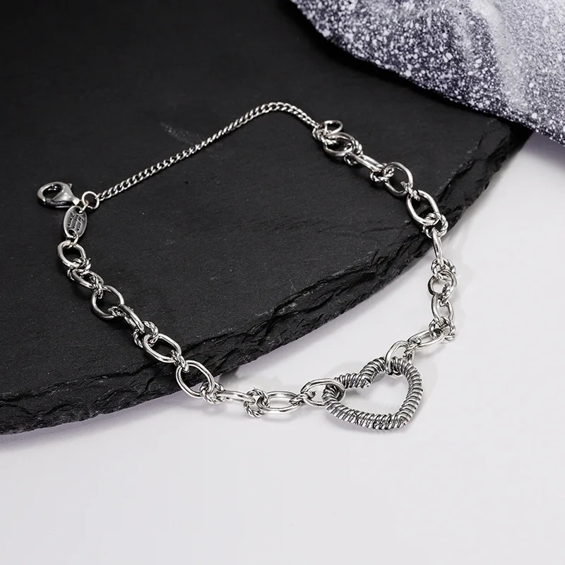 S925 Silver Twisted Wire Hollow Heart Accent Oval Link Bracelet, Textured Sweet High Sense Fashion Jewelry 2026
S925 Silver Twisted Wire Hollow Heart Accent Oval Link Bracelet, Textured Sweet High Sense Fashion Jewelry 2026