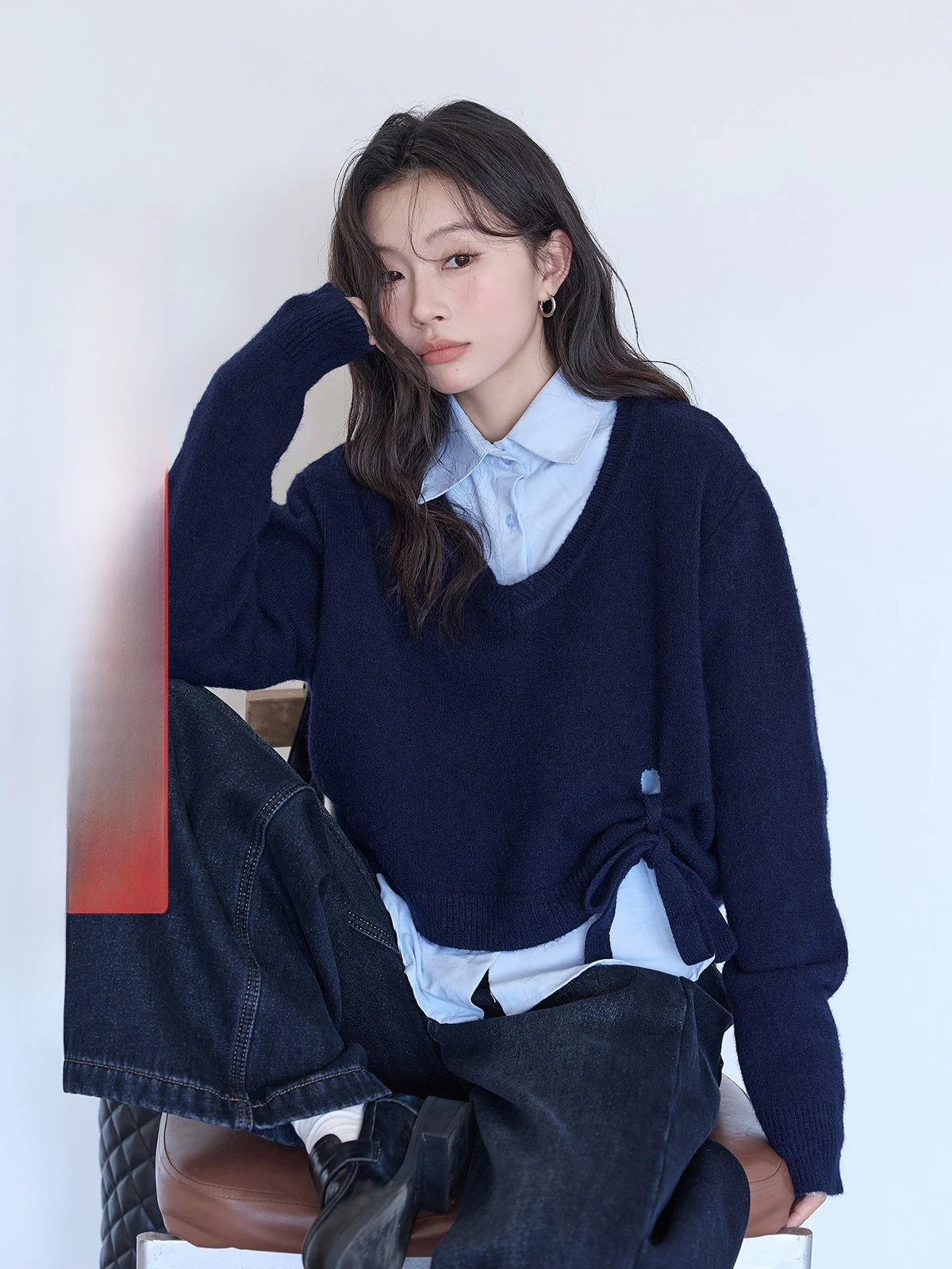 Женский вязаный свитер Ele V-Ne с V-образным вырезом, свободный, универсальный, с вырезами и поясом, весенняя новинка, модный топ от HUIXI
Женский вязаный свитер Ele V-Ne с V-образным вырезом, свободный, универсальный, с вырезами и поясом, весенняя новинка, модный топ от HUIXI