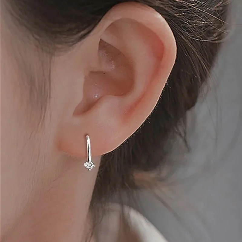 925 Sterling Silver Chic Water Droplet Zircon U-shaped Stud Earring for Women Fine Jewelry High Luxury Vintage Accessories
925 Sterling Silver Chic Water Droplet Zircon U-shaped Stud Earring for Women Fine Jewelry High Luxury Vintage Accessories