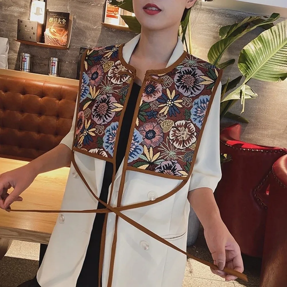 Vintage Embroidered Shoulder Scarf Shawl Wrap Floral Laced Up Fake Collar Small Camisole Shirt Decorative
Vintage Embroidered Shoulder Scarf Shawl Wrap Floral Laced Up Fake Collar Small Camisole Shirt Decorative