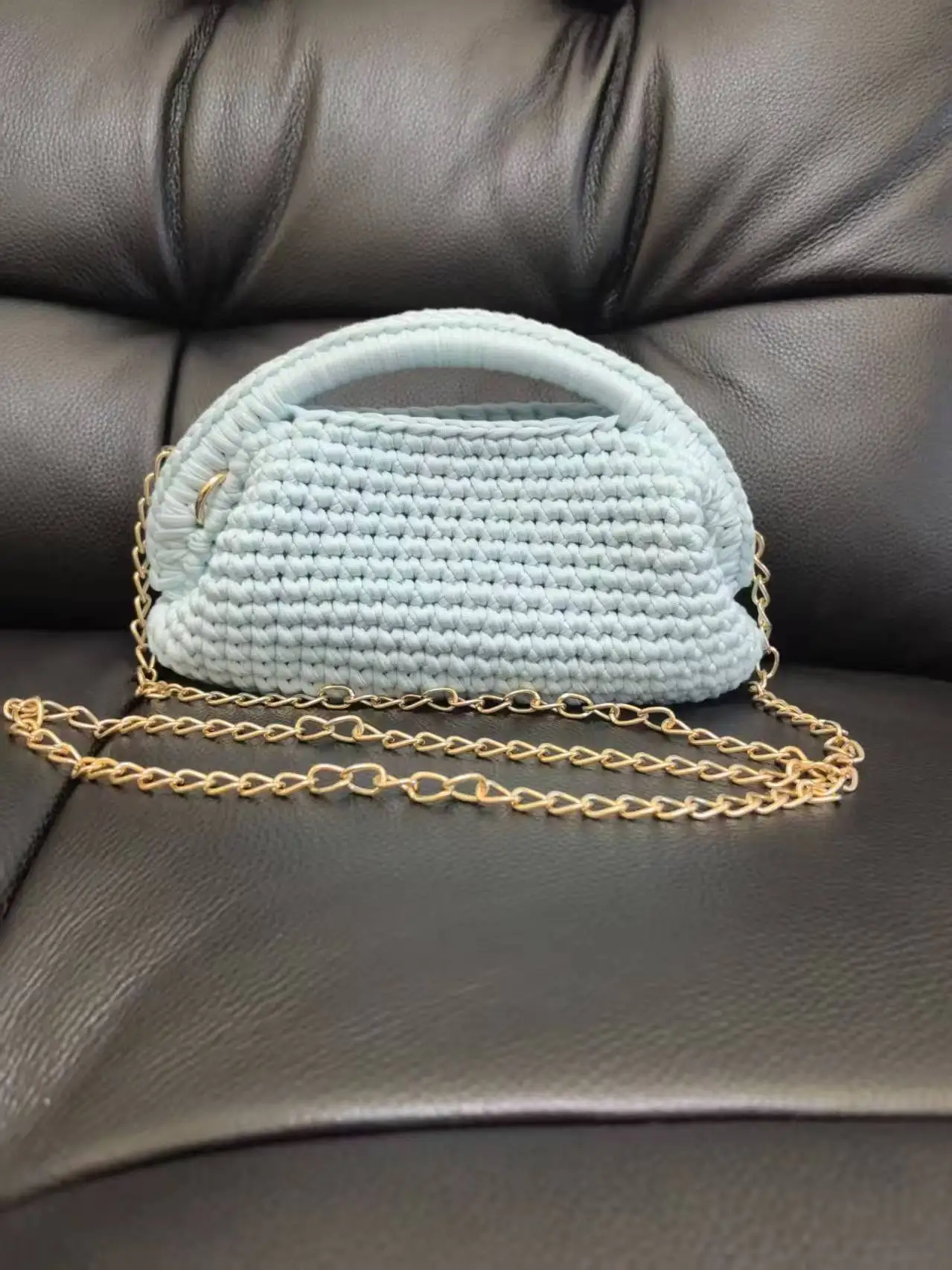 Yiwu Yingzi Handmade Round Handle Woven Women's Bag, Daily Outfit Crossbody Bag, Unique Versatile Metal Chain Shoulder & Cr
Yiwu Yingzi Handmade Round Handle Woven Women's Bag, Daily Outfit Crossbody Bag, Unique Versatile Metal Chain Shoulder & Cr