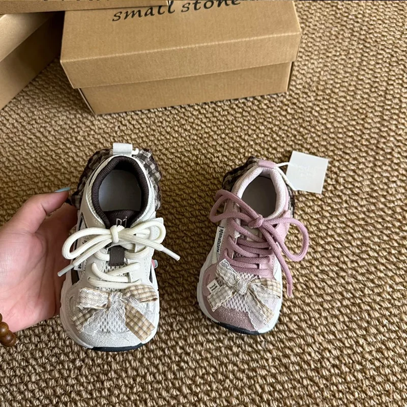 Girls Sneakers with Sweet Bows Kids Running Shoes Mesh Breathable Soft Bottom 2026 New Fashion Children Casual Shoes Non-slip
Girls Sneakers with Sweet Bows Kids Running Shoes Mesh Breathable Soft Bottom 2026 New Fashion Children Casual Shoes Non-slip