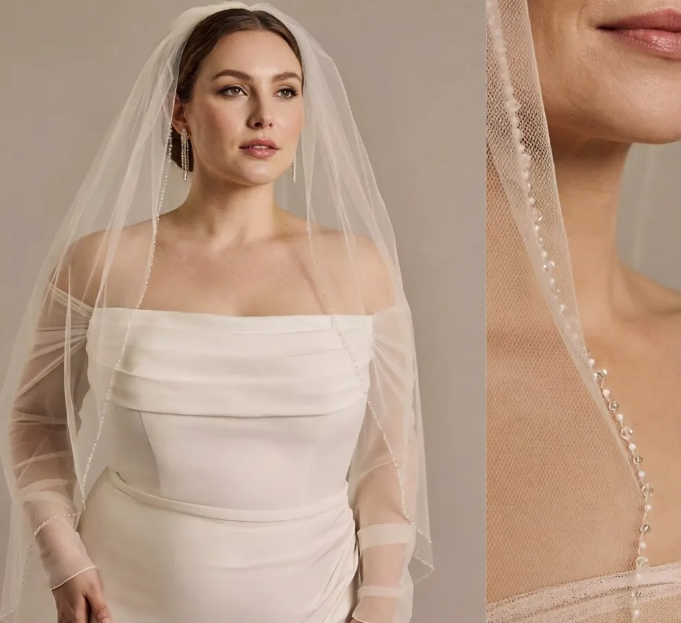 Pearl Crystal Trim Wedding Veil Soft Tulle Bridal Veil with Comb Elegant Chapel Headpiece for Wedding Party Accessories V34
Pearl Crystal Trim Wedding Veil Soft Tulle Bridal Veil with Comb Elegant Chapel Headpiece for Wedding Party Accessories V34